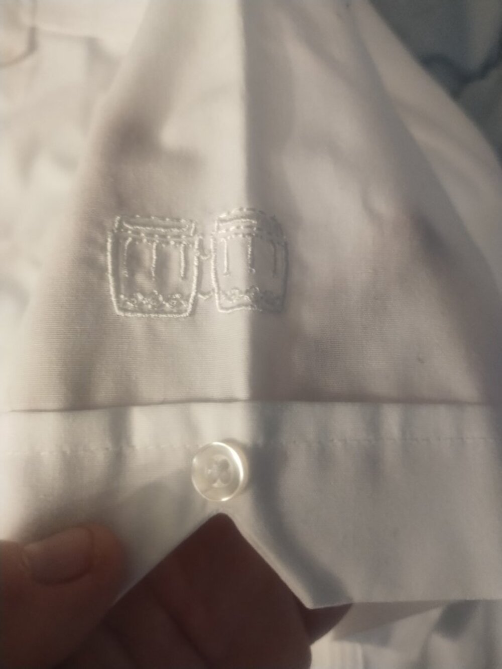 Men's White Cuban Shirt Size L - Picture 4 of 4